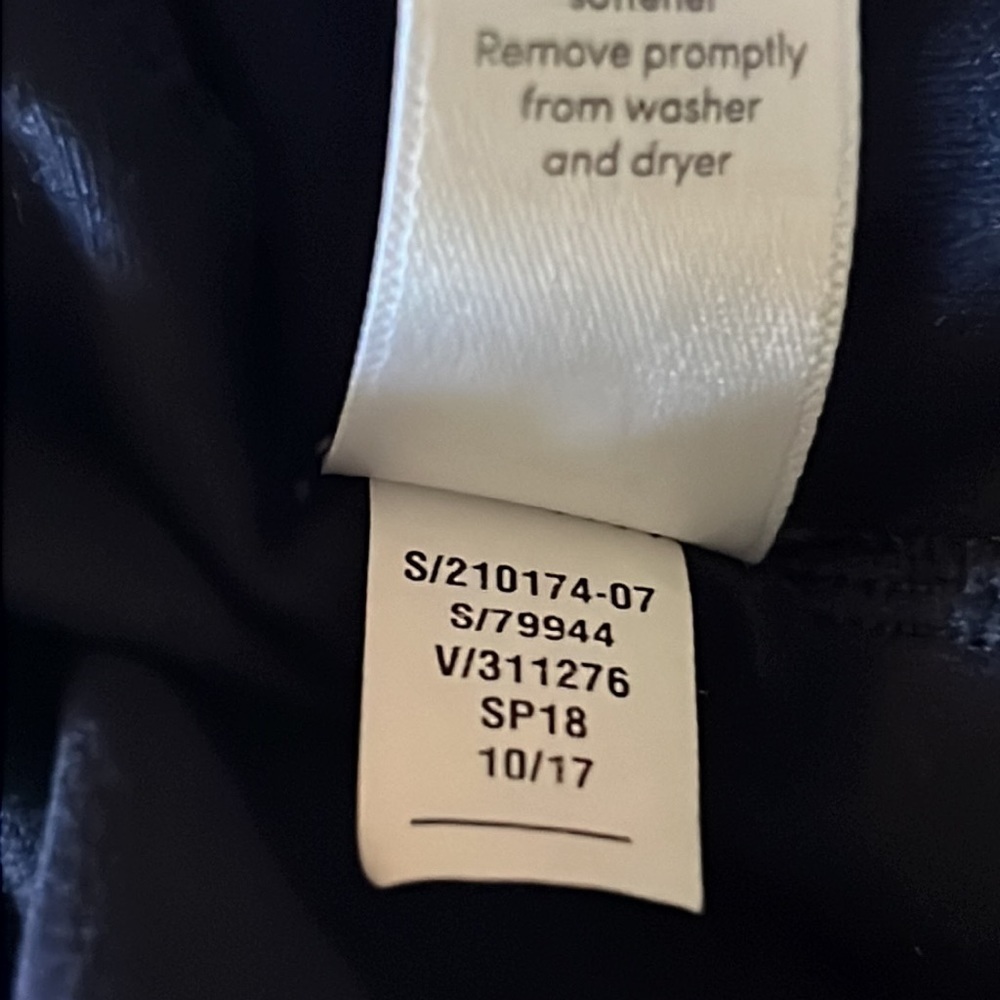 Athleta Chi Razorback Tank Top Size XS - Picture 6 of 6